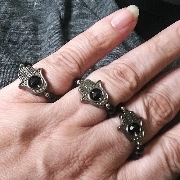 🍂🍁🍃 3/$25!!! Hamsa Hand + Black Stone Beaded Ring! Protections + Blessings! - Picture 3 of 9
